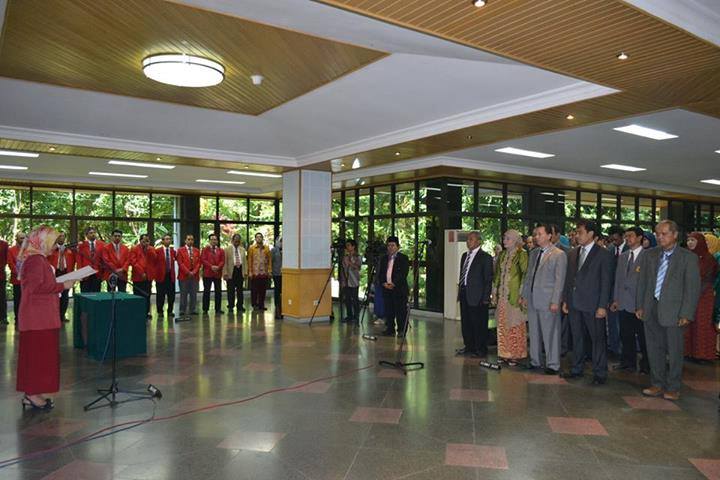 Upacara pelantikan dekan di Lantai I Gedung Rektorat Unhas, Senin (07/07).